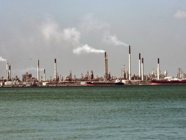 Мировые цены на нефть растут третий день подряд